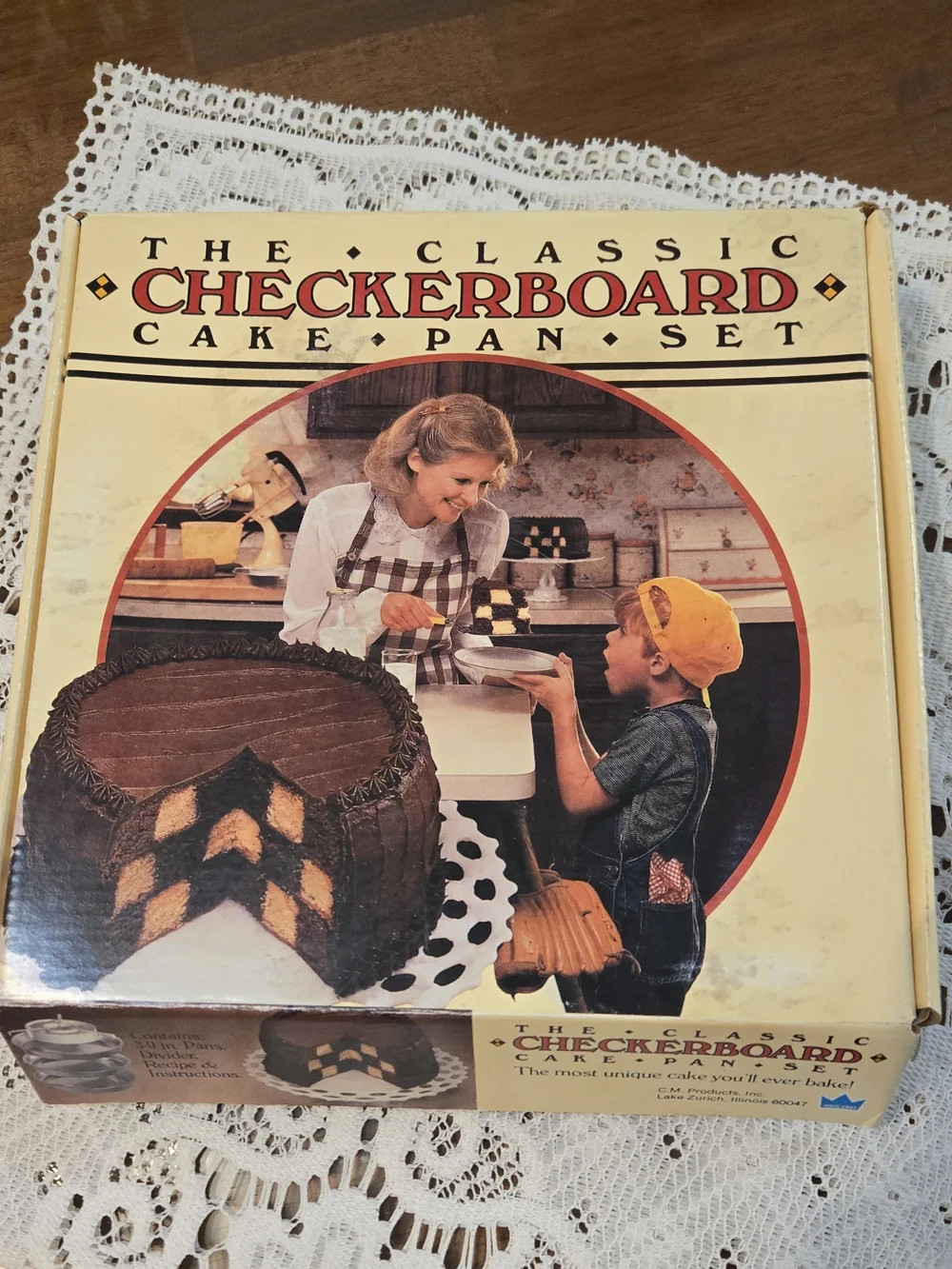 Vintage Bake King Checkerboard Cake Pan Set - Classic Yellow Packaging